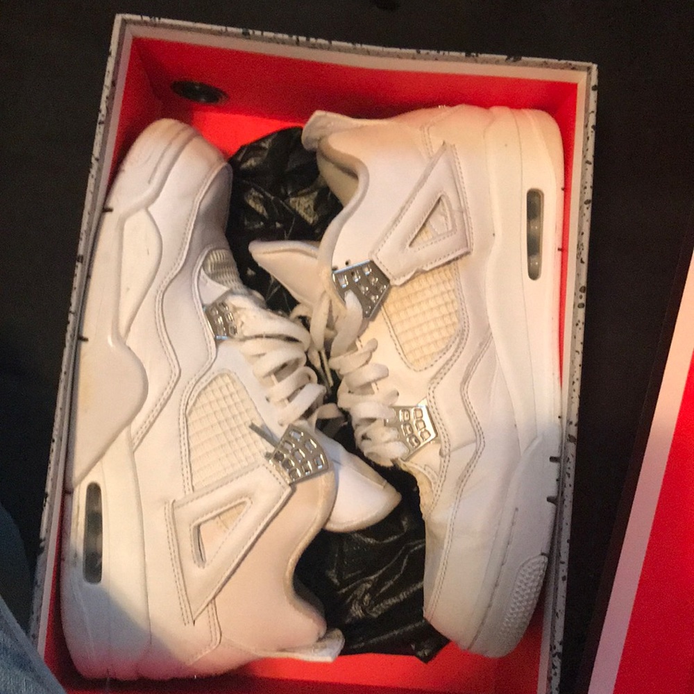 Retro 4 Pure Money